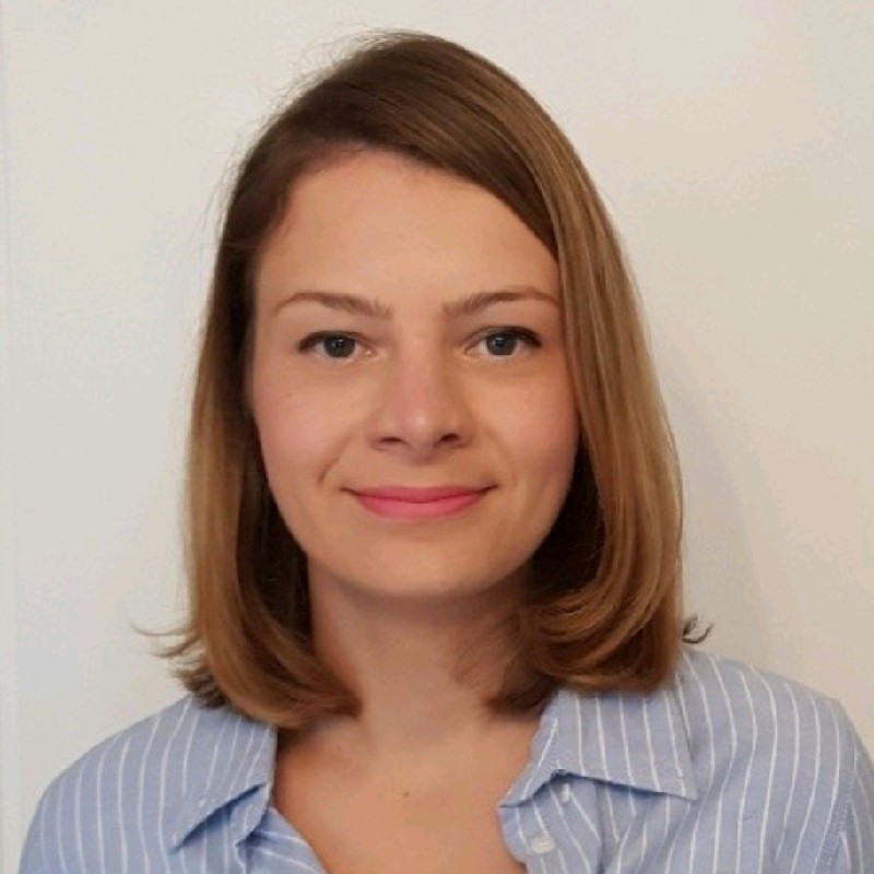 Photo de profil - Experte en gestion sociale